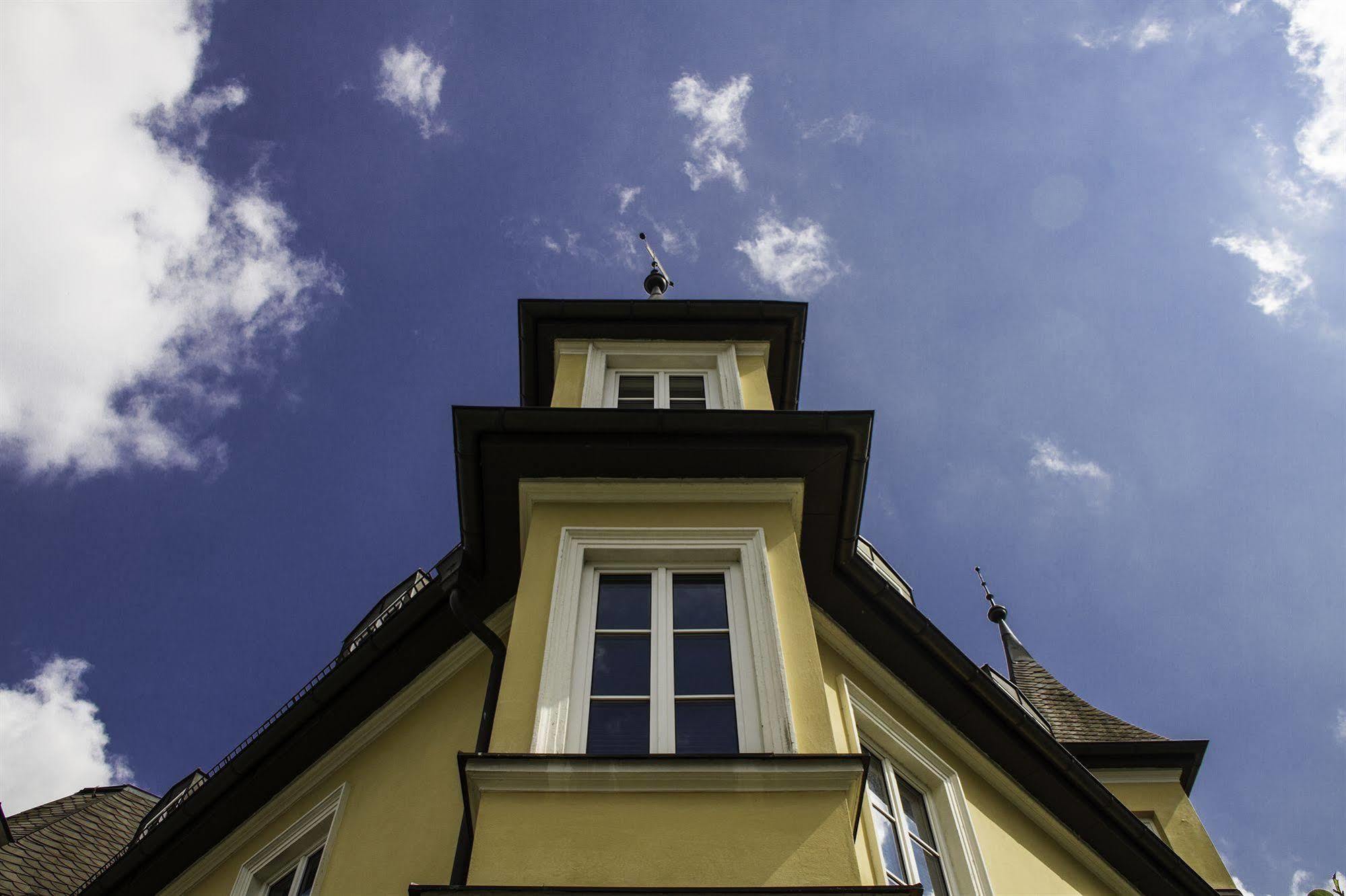 Laimer Hof Am Schloss Nymphenburg Munich Exterior photo