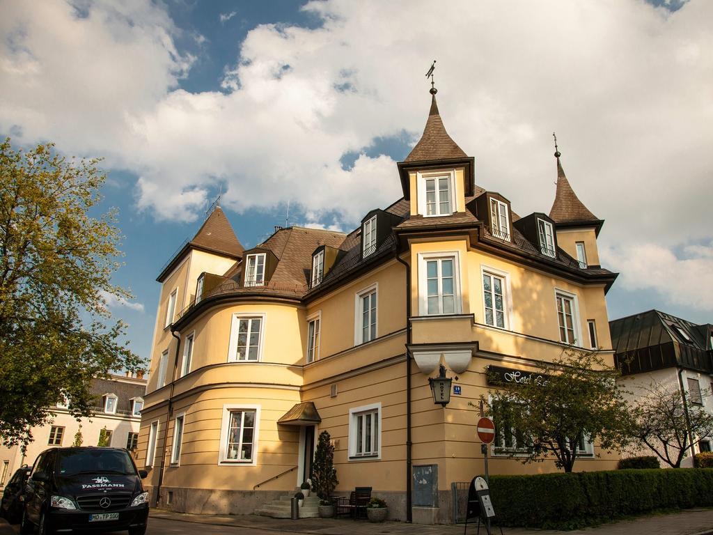 Laimer Hof Am Schloss Nymphenburg Munich Exterior photo